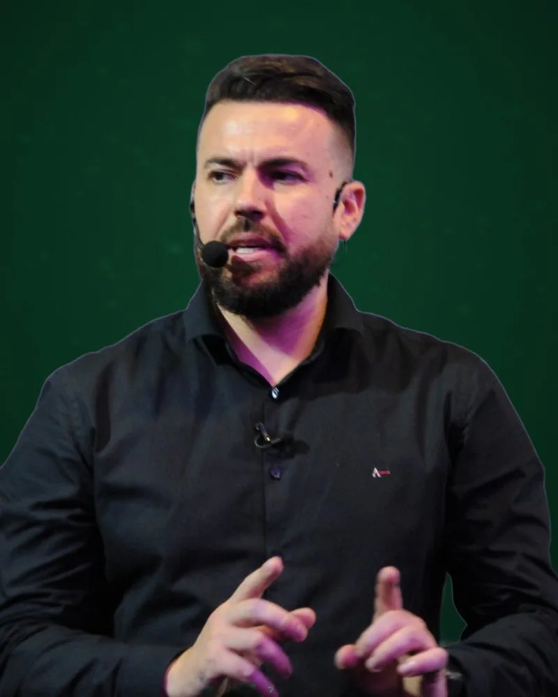 Thiago Bento, criador do Protocolo Dinheiro Que Sobra